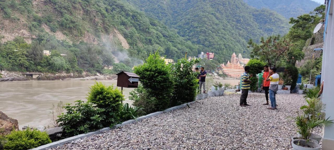 H7 Stay On The Ganges, Yoga & Spa Resort, Rishikesh Exterior photo