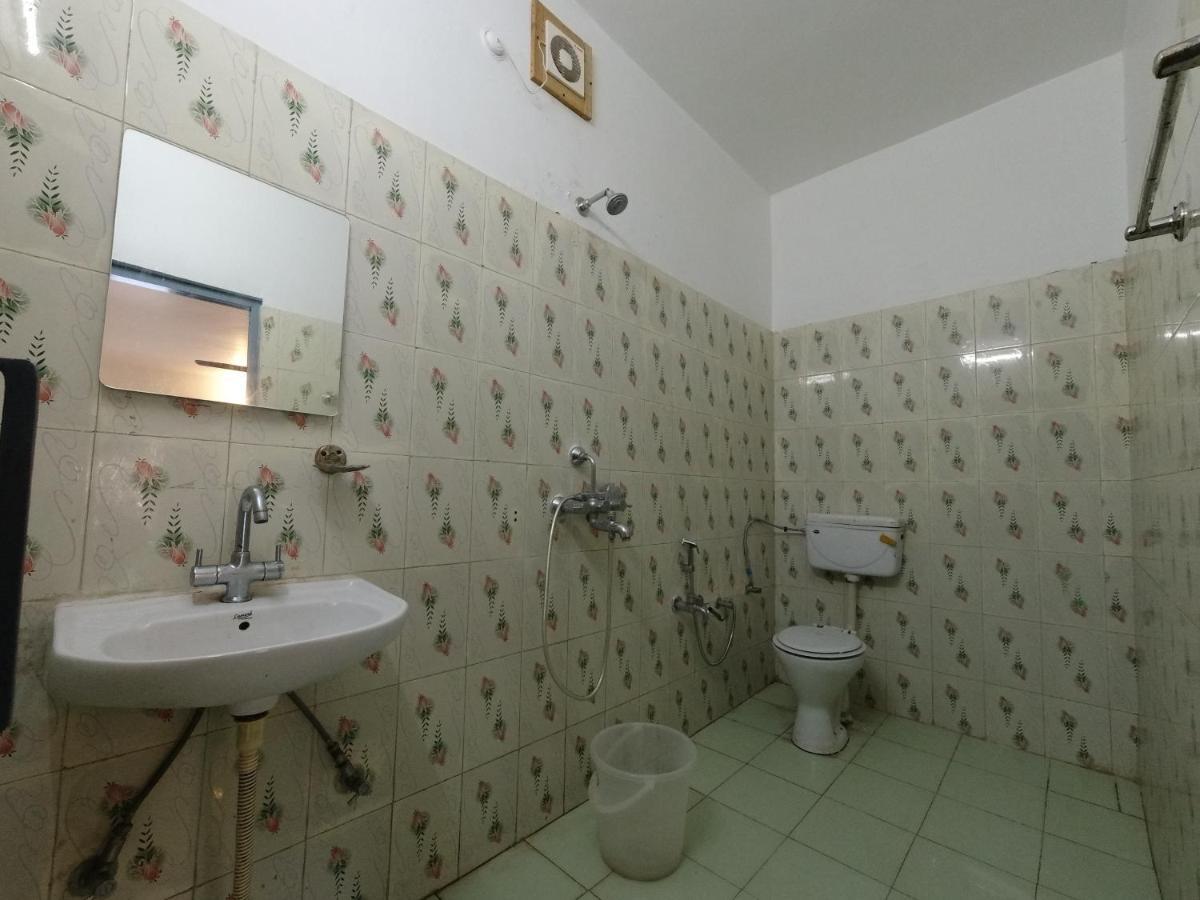 H7 Stay On The Ganges, Yoga & Spa Resort, Rishikesh Exterior photo