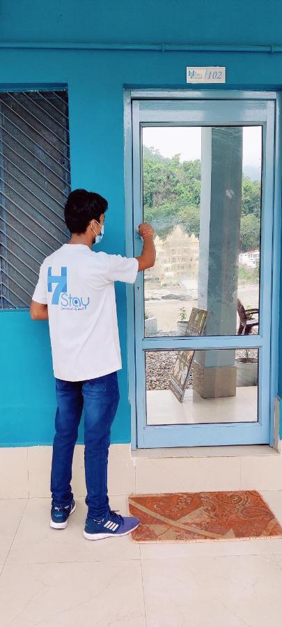 H7 Stay On The Ganges, Yoga & Spa Resort, Rishikesh Exterior photo